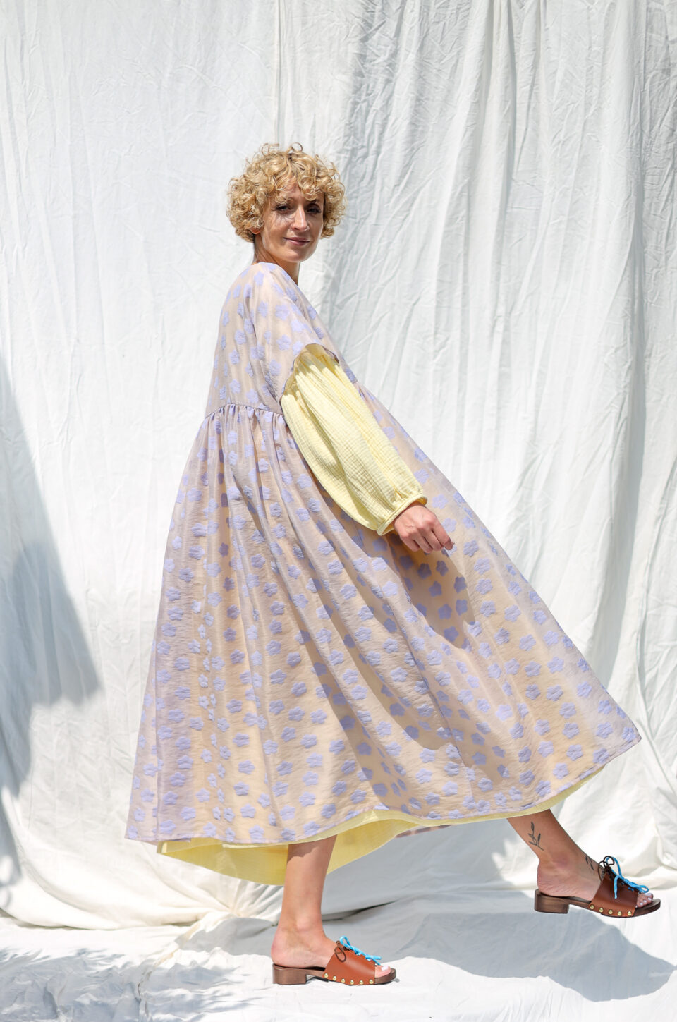 Lavender floral oversized viscose organza dress SILVINA - Image 1