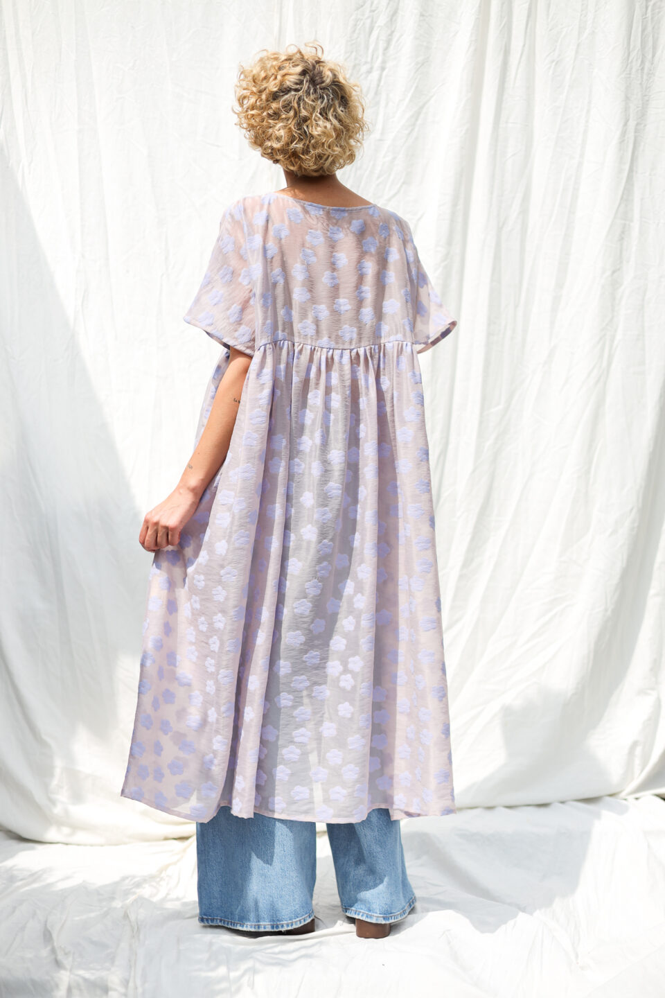 Lavender floral oversized viscose organza dress SILVINA - Image 4