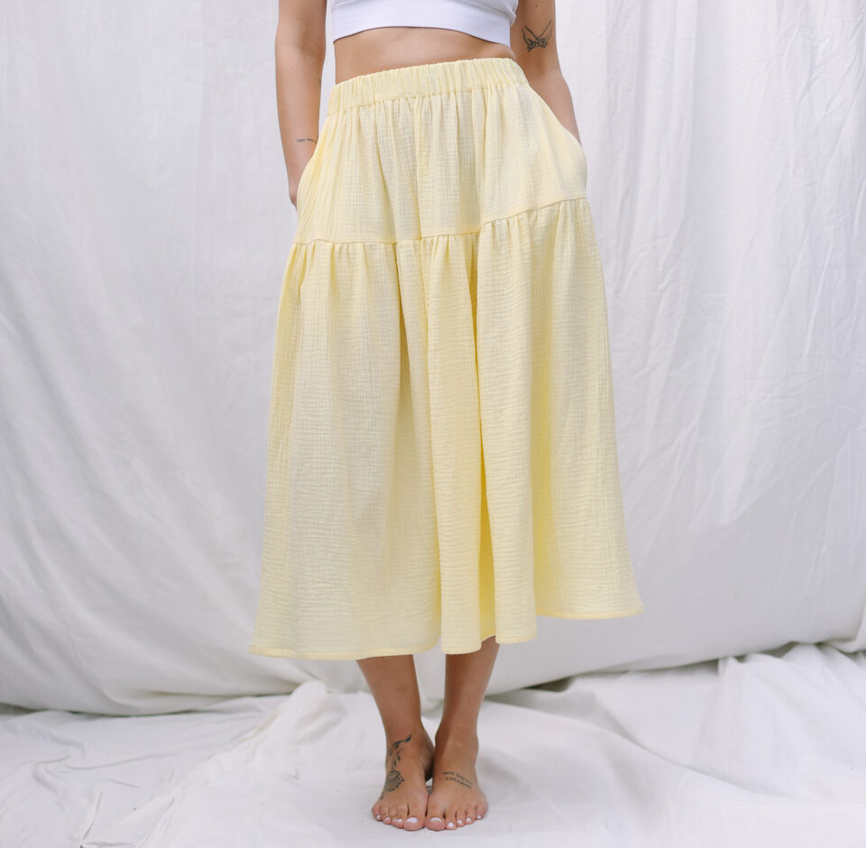 Double gauze elasticated waist Midi skirt in vanilla color | Skirt | Sustainable clothing | OffOn clothing