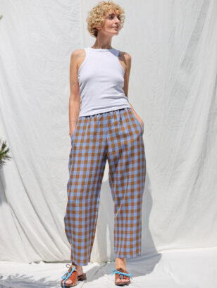 Exclusive Bluebonnet Checkered Linen Balloon Trousers VIVIAN | Trousers | Sustainable clothing | OffOn clothing