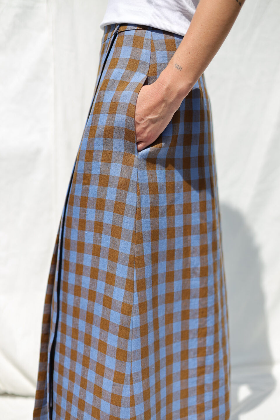 Front pleated wrap linen skirt in bluebonnet checks - Image 1