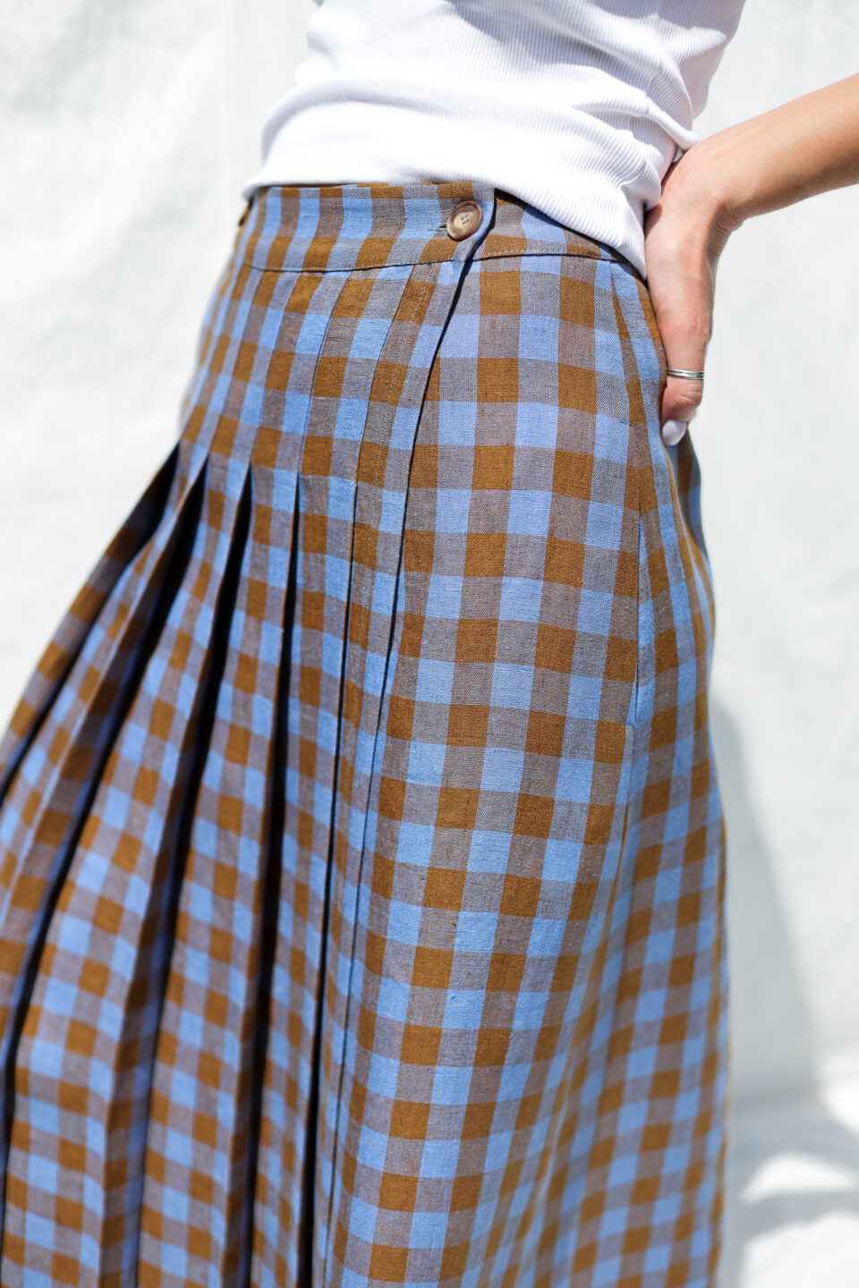 Front pleated wrap linen skirt in bluebonnet checks - Image 3