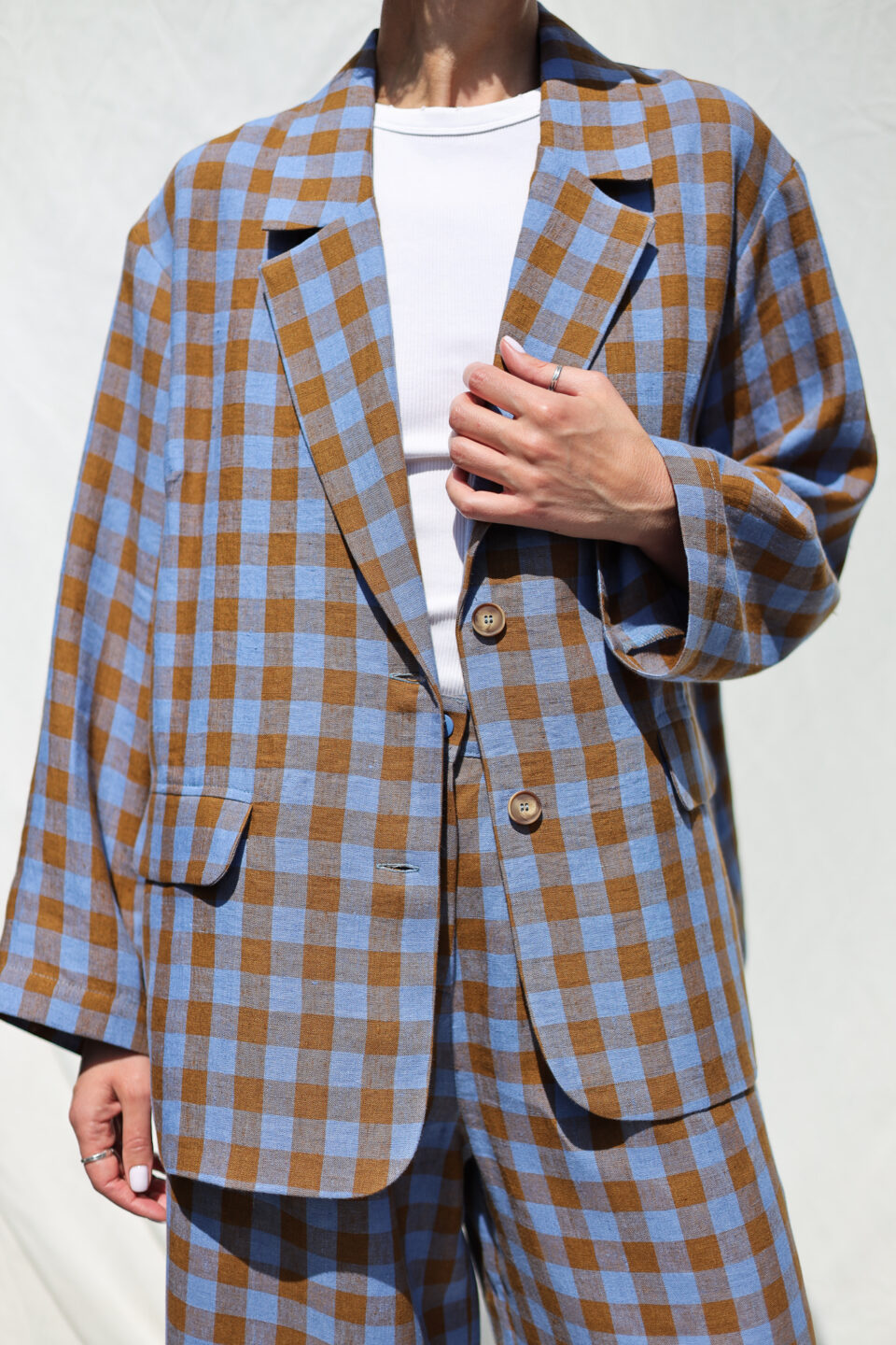 Elegant linen matching suit - Image 4