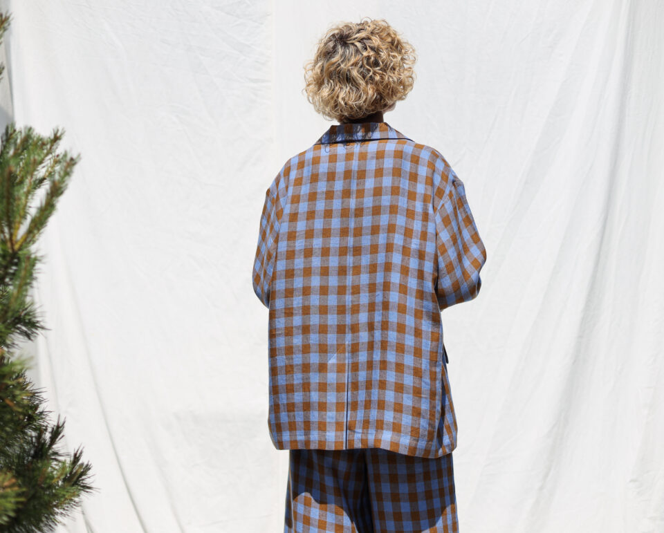 Oversized linen blazer in bluebonnet checks - Image 5