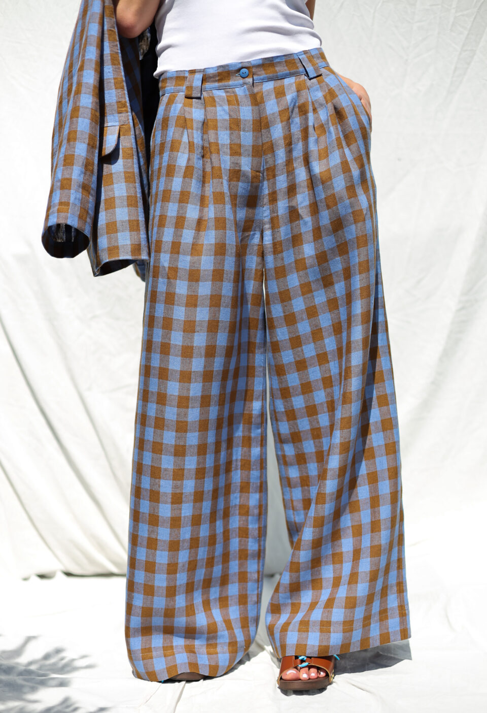 Elegant linen matching suit - Image 5