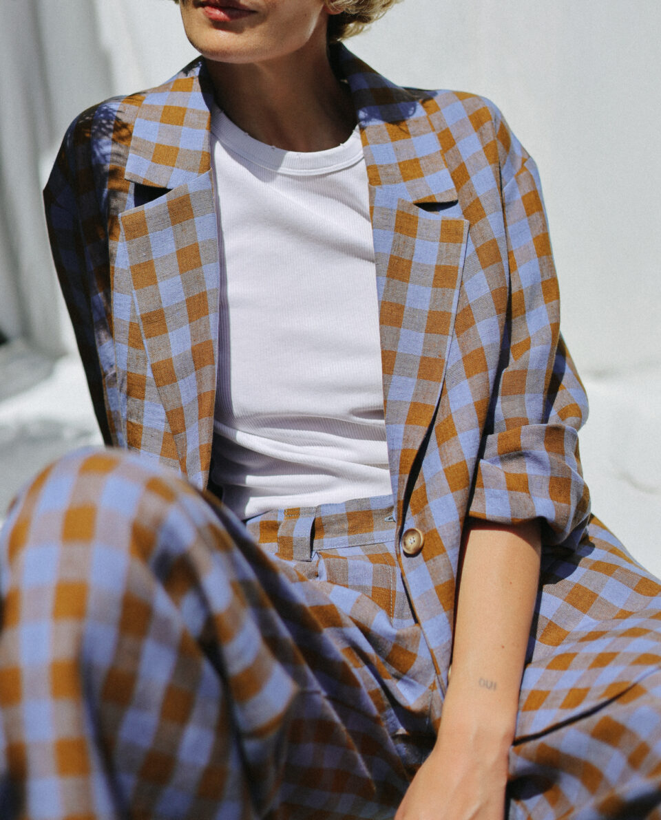 Oversized linen blazer in checks | Blazer | Sustainable clothing | OffOn clothing