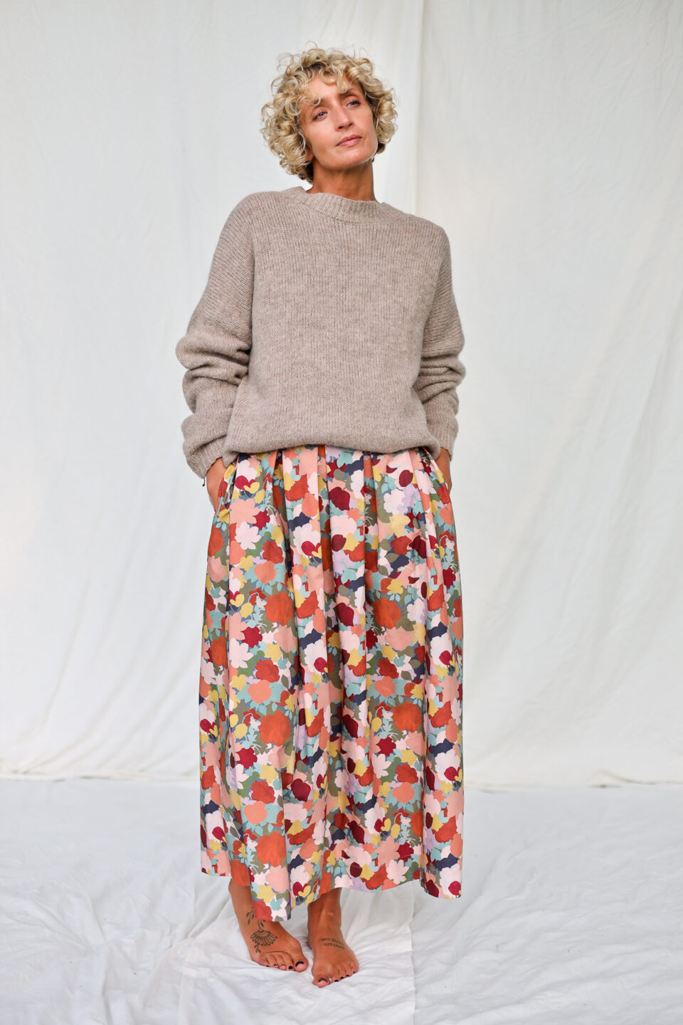 Pleated Maxi Skirt In Abstract Autumn Print cotton | Skirt | Sustainable clothing | OffOn clothing