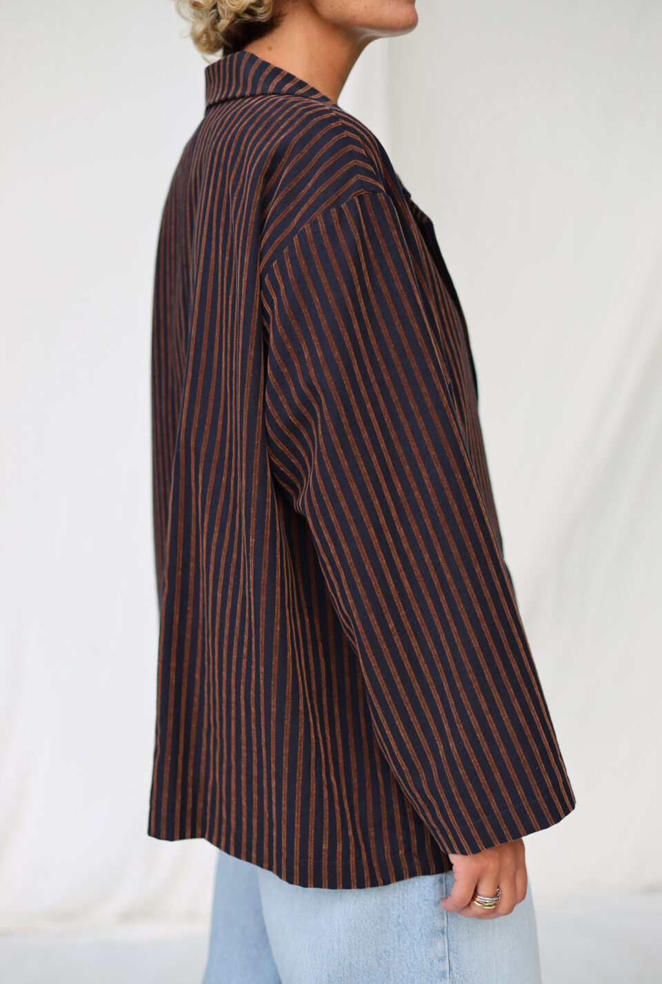 Oversized blazer in navy blue stripes cotton - Image 2