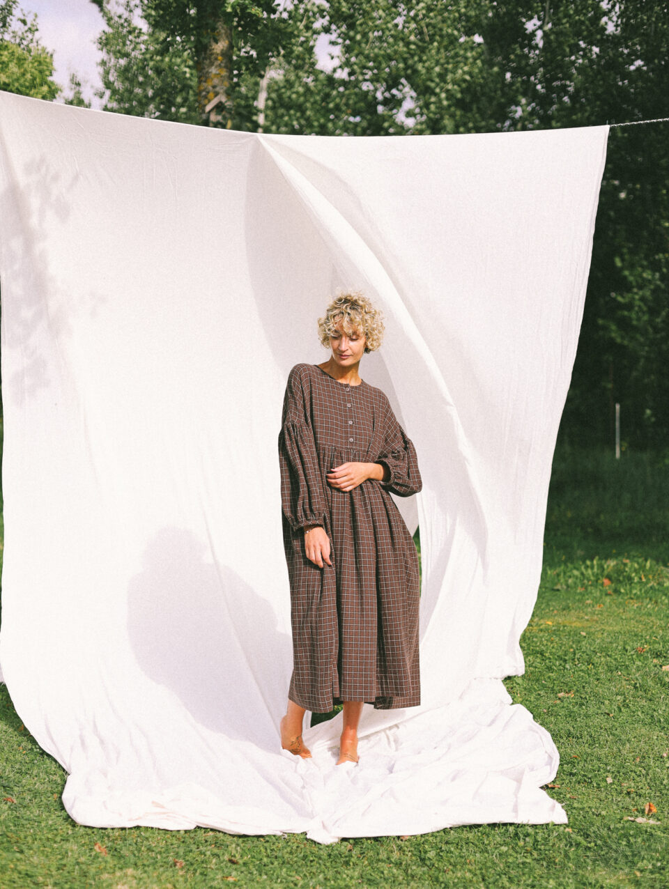 Oversized drop shoulder double gauze dress GRETA in Dark Brown Grid - Image 5