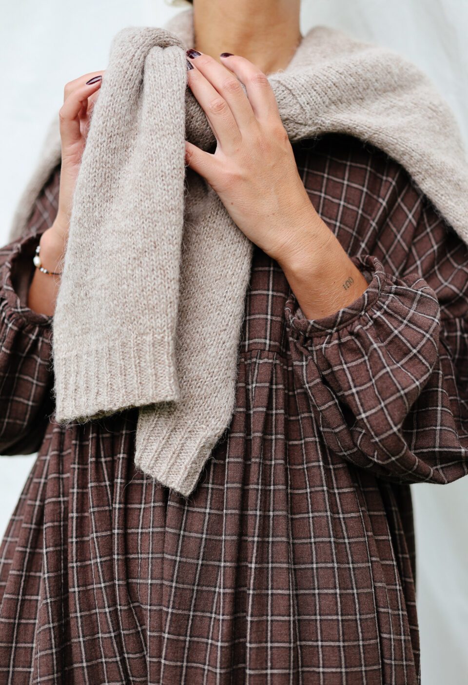 Oversized drop shoulder double gauze dress GRETA in Dark Brown Grid - Image 6