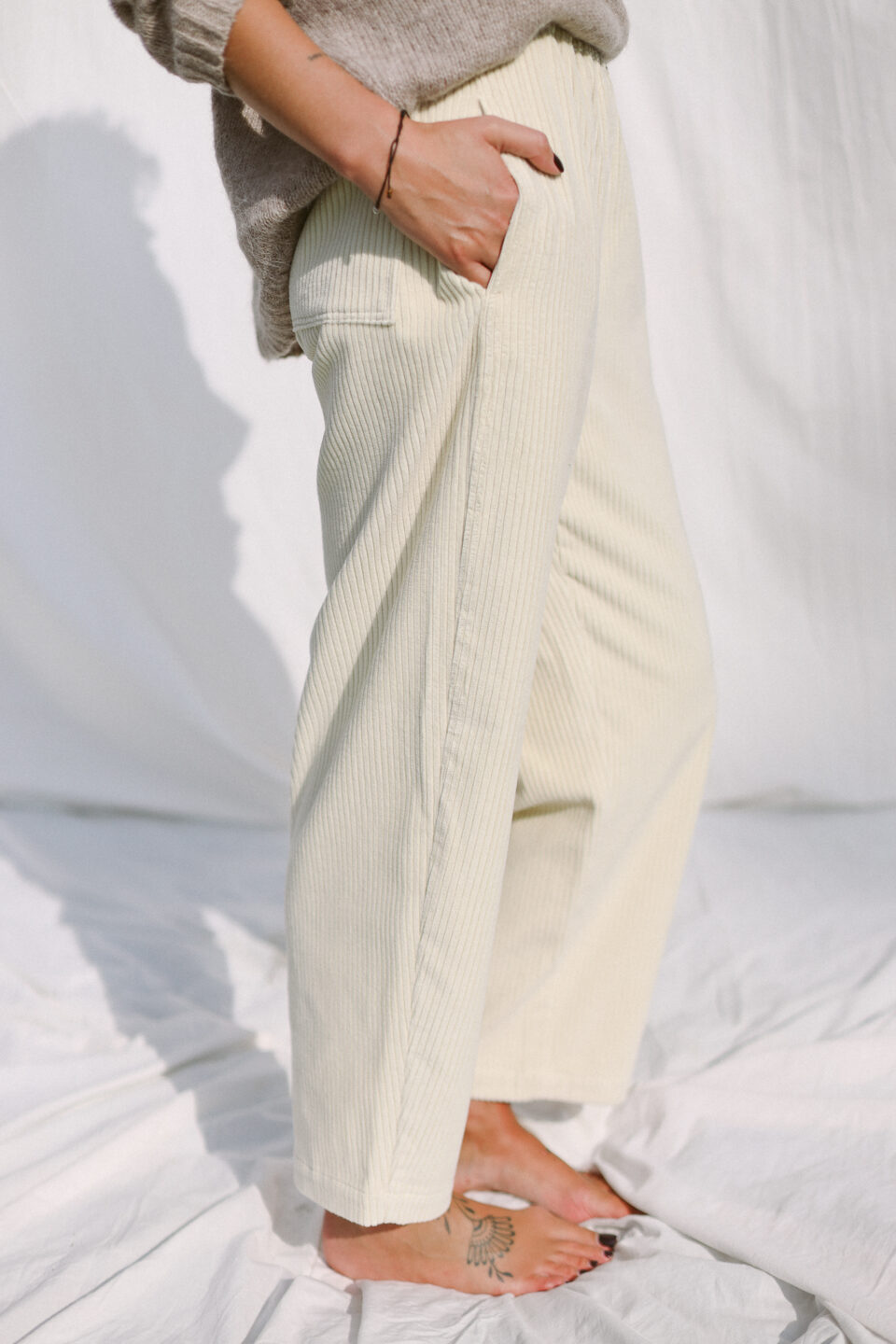 Ivory Corduroy Balloon Trousers VIVIAN | Trousers | Sustainable clothing | OffOn clothing