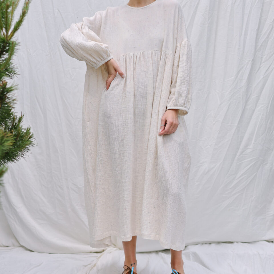 Oversized double gauze dress GRETA in melange ice cream color