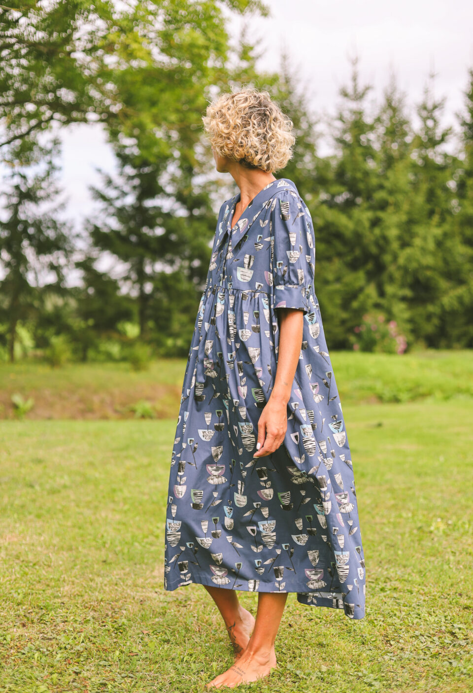 Sailor collar loose fit dress in BLUE JOSIE abstract print - Image 5