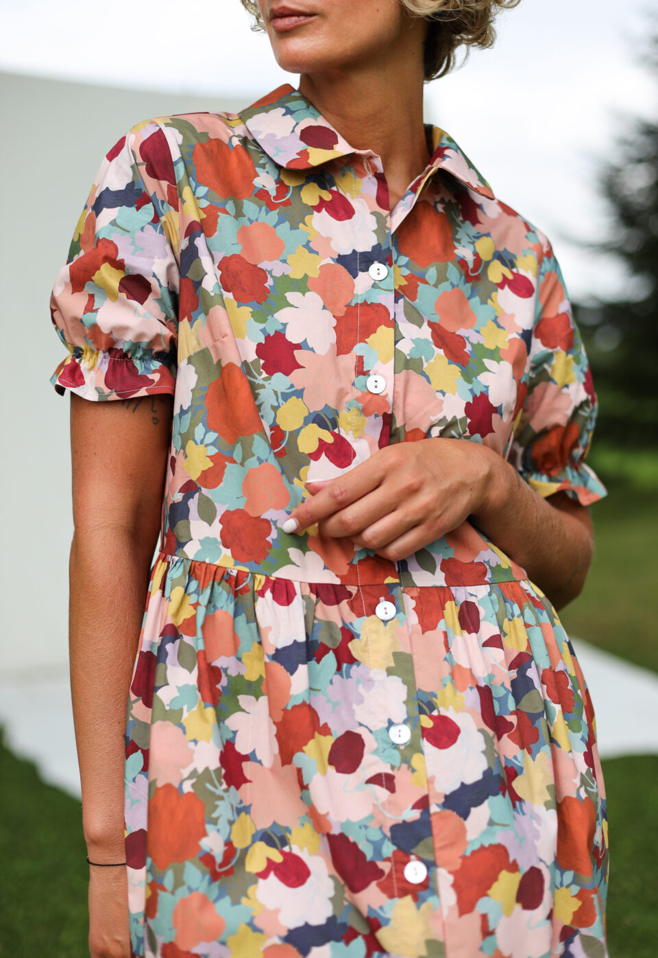 Floral Button-Through Dress in Piccadilly Poplin LITTLE MERTON PRINT - Image 3