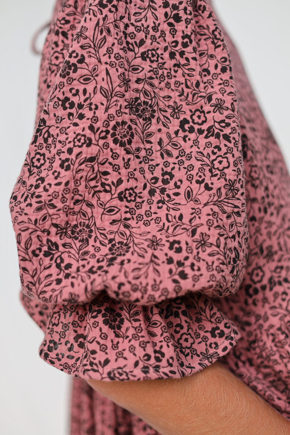 Oversized Floral Dress in Double Gauze Cotton - Image 5
