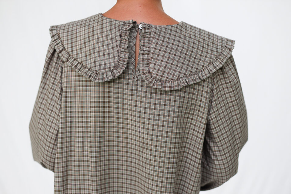 Puritan collar long sleeve maxi dress AUBREY in brushed plaid cotton - Image 4