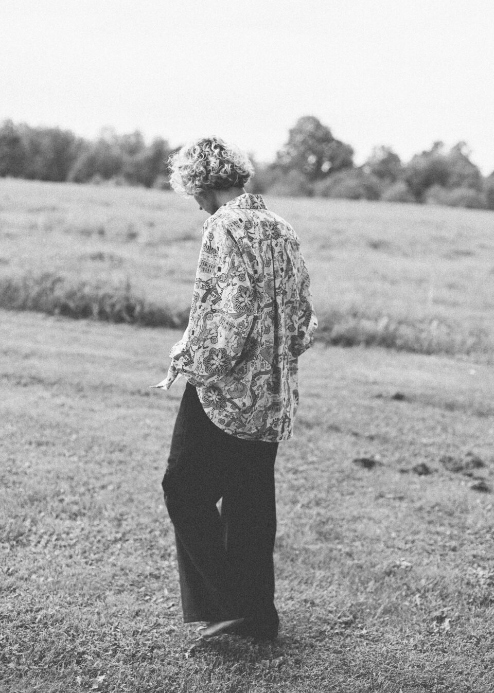 Oversized Tana Lawn Cotton Shirt ELIAN in Abstract Print - Image 6