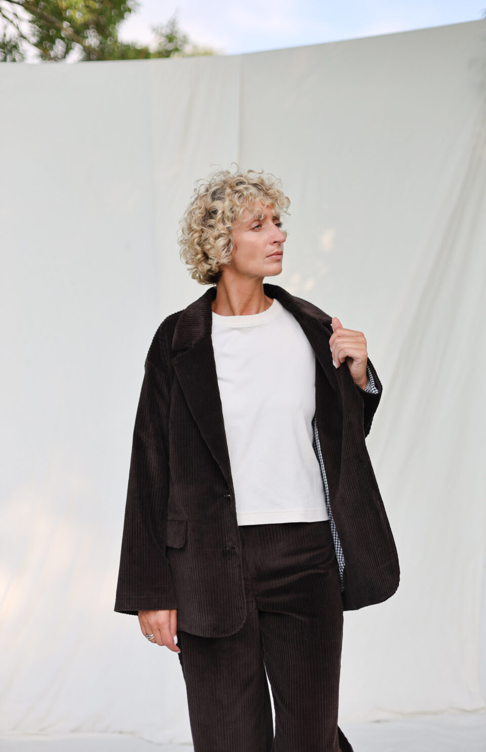 Oversized Dark Brown Cord Blazer | Jacket | Sustainable clothing | OffOn clothing