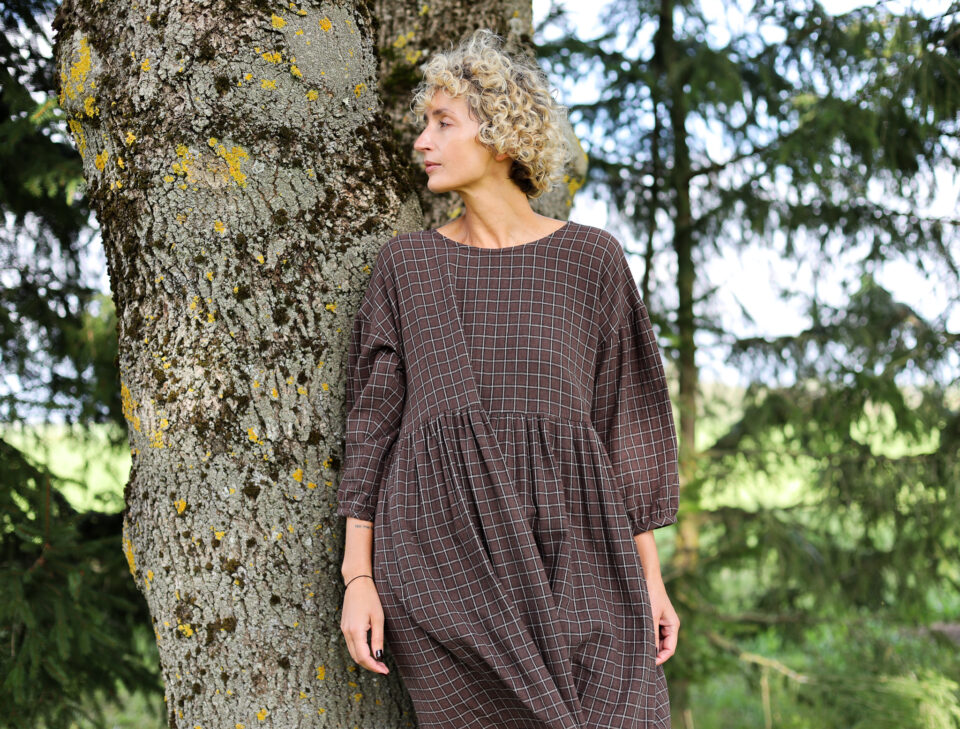 Double Gauze Dress With Dropped Shoulders PERLA | Dress | Sustainable clothing | OffOn clothing