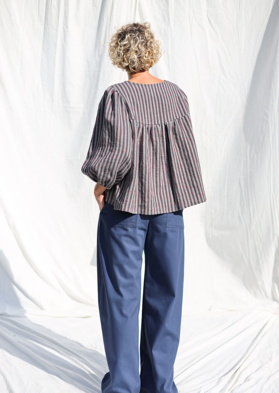 Striped Jacquard Linen Blouse with Puffy Sleeves - Image 3