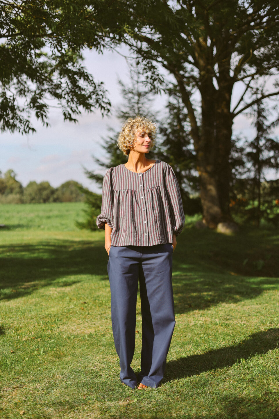 Striped Jacquard Linen Blouse with Puffy Sleeves - Image 5