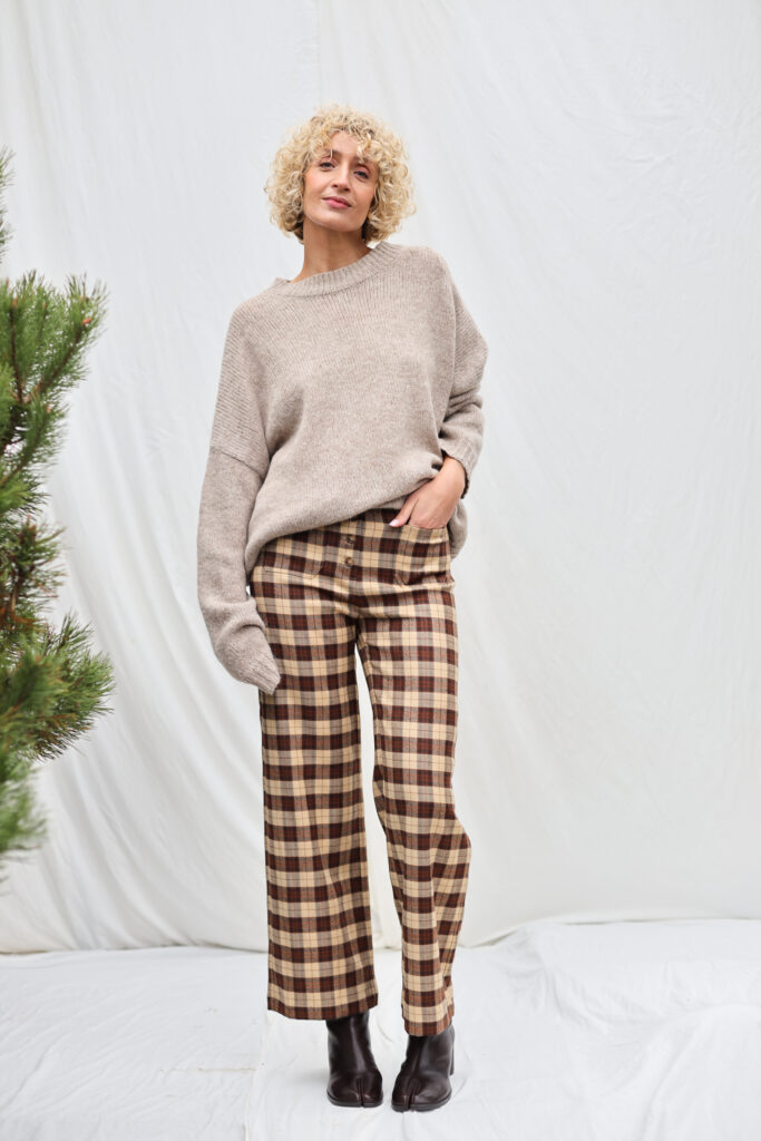 Wide cropped leg wool checkered pants - Image 2