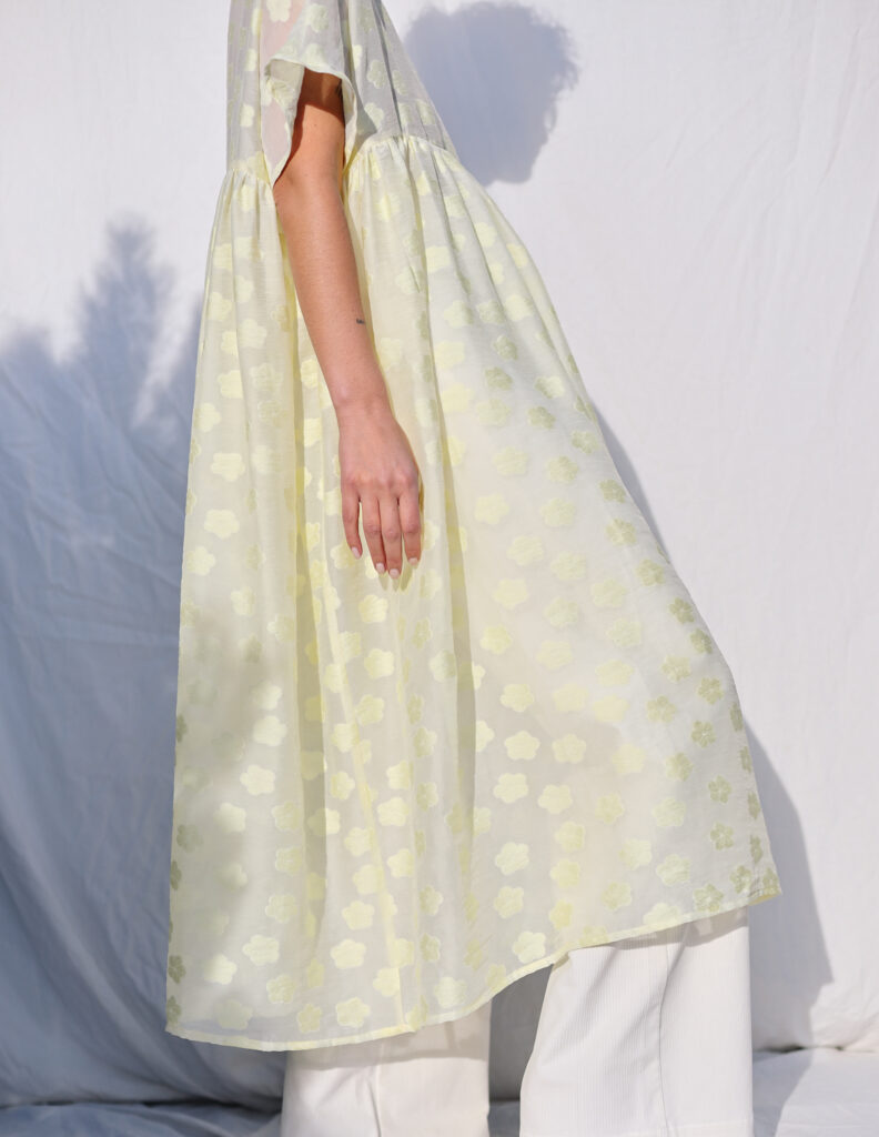 Floral oversized organza dress SILVINA - Image 3