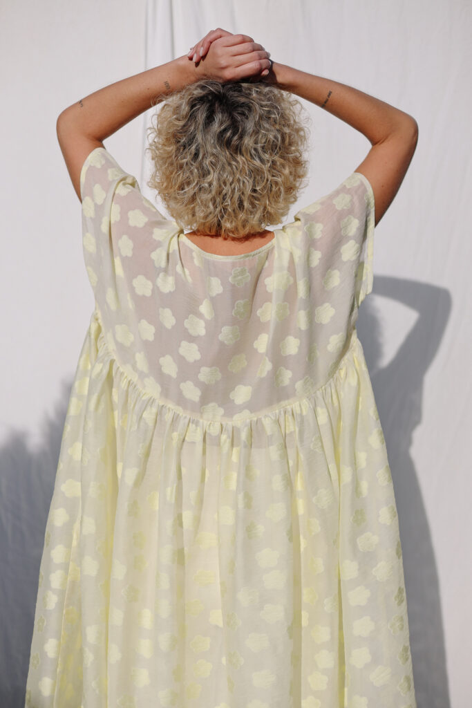 Floral oversized organza dress SILVINA - Image 4