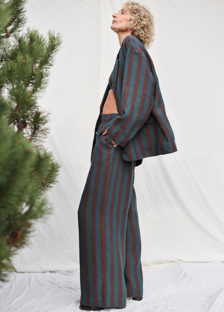 Striped Linen Wide Sleeve Blazer - Image 3