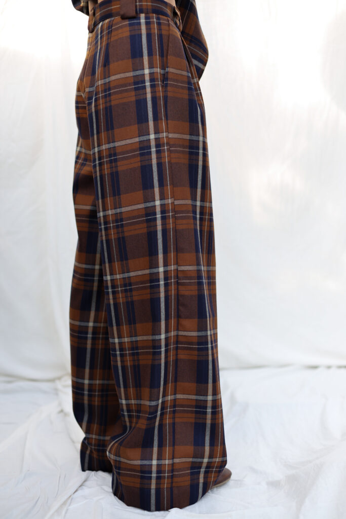 Pleated plaid wool palazzo trousers - Image 3