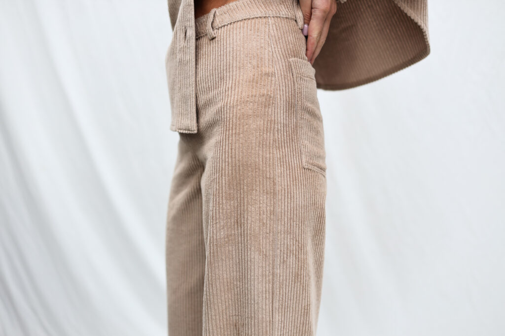 Wide Cord Wide Leg Trousers LUNA - Image 4