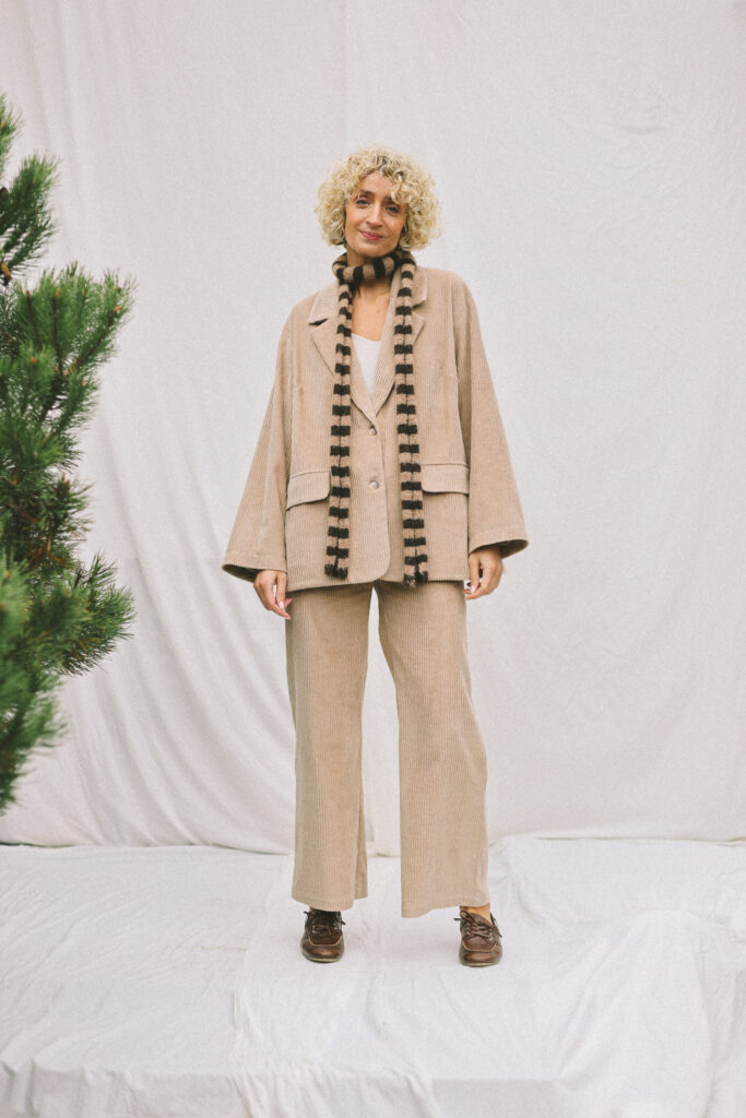 Wide wale sand cord vintage cut trousers - Image 5