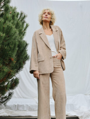 Wide cord matching two pieces suit