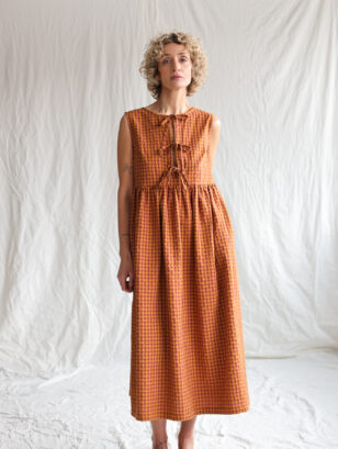 Sleeveless seersucker checks dress with ties GEMMA | Dress | Sustainable clothing | OffOn clothing