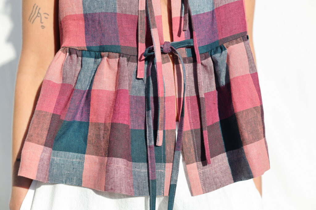 Sleeveless Linen Blouse with Ties - Image 6