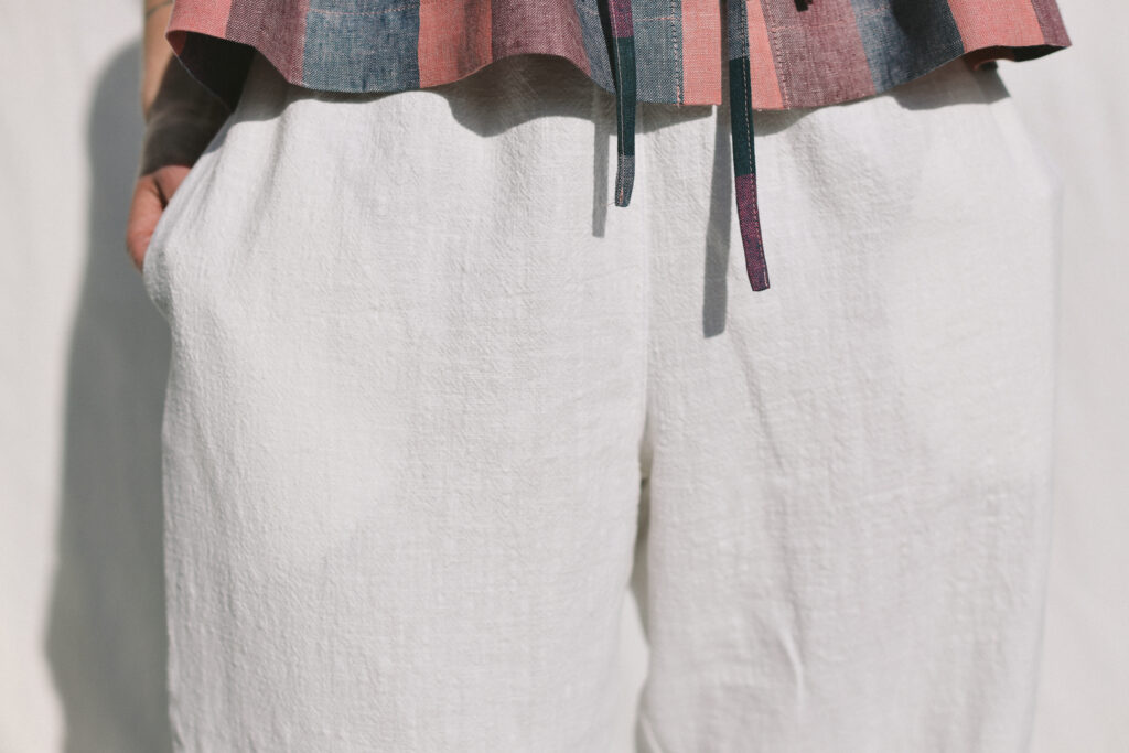 Linen balloon trousers VIVIAN in Off-White - Image 5