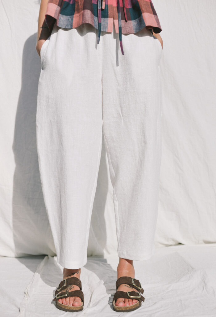 Linen balloon trousers VIVIAN in Off-White - Image 6