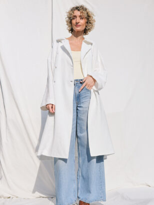 Off-white Oversized Peter Pan Collar Heavy Linen Coat | Coat | Sustainable clothing | OffOn clothing