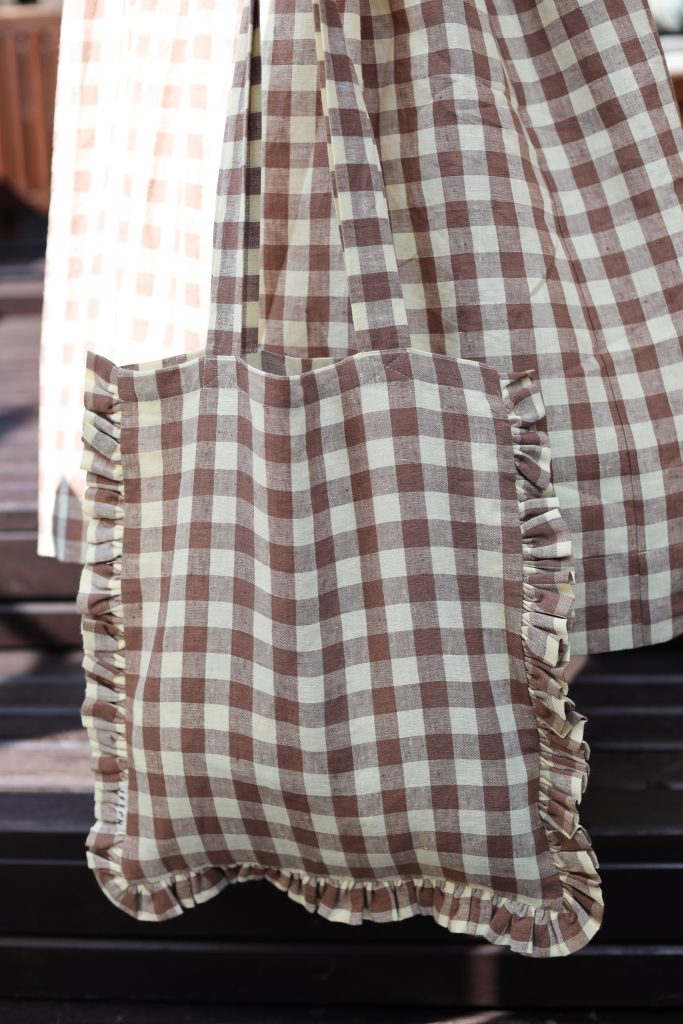 Linen Tote Bag with Ruffles - Image 1