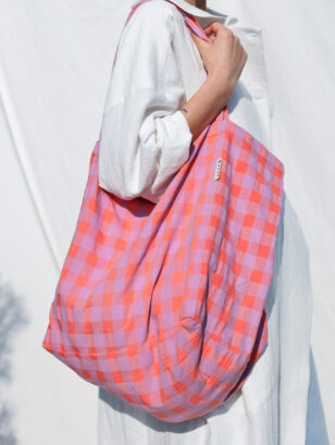 Large Seersucker Checks Tote Bag | Accessories | Sustainable clothing | OffOn clothing