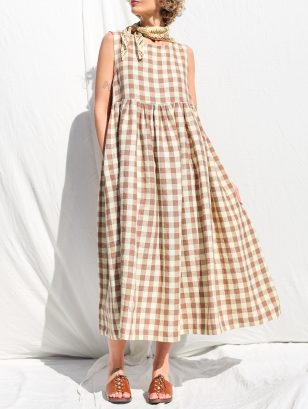 Sleveless linen smock dress in checks | Dress | Sustainable clothing | OffOn clothing