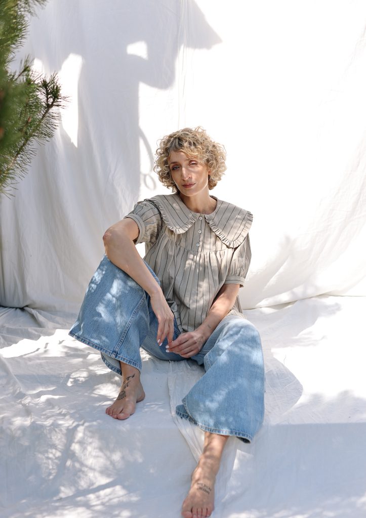 Puritan Collar Short Sleeve Blouse OLIVIA in Striped Organic Cotton