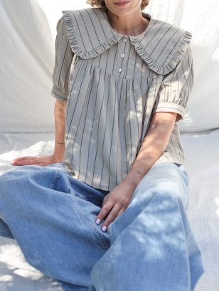 Puritan Collar Short Sleeve Blouse OLIVIA in Striped Organic Cotton | Top | Sustainable clothing | OffOn clothing