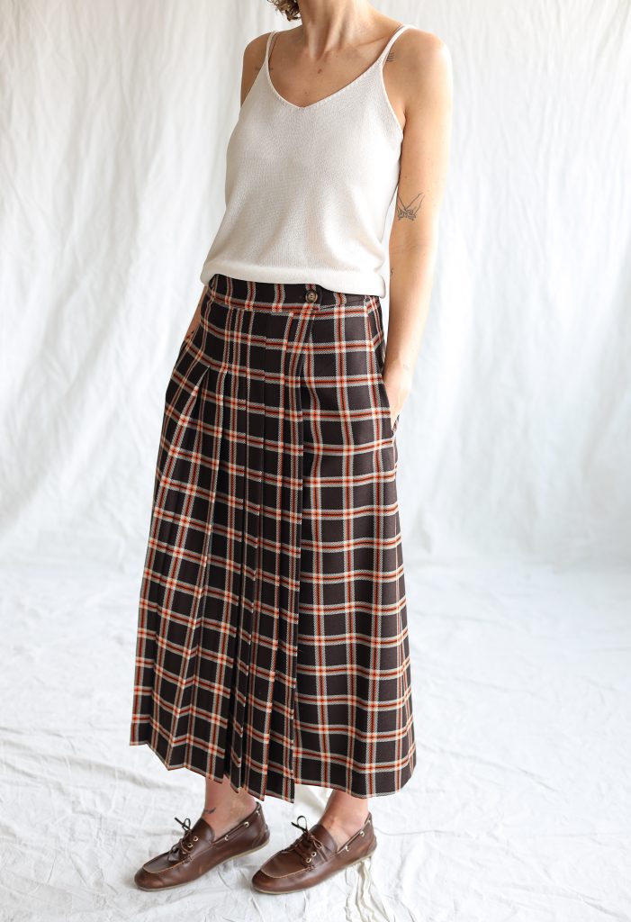Front pleated wrap plaid skirt