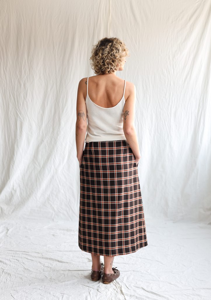 Front pleated wrap plaid skirt