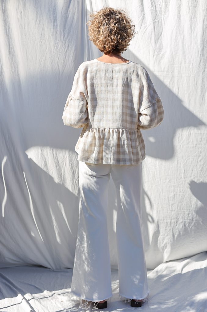 Linen V-neck puffy sleeve peplum blouse CLARA in checks