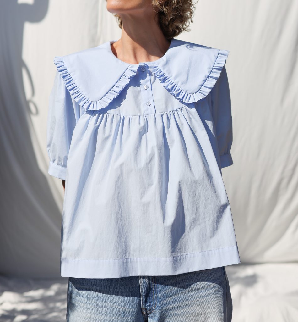 Puritan Collar Blouse OLIVIA in Blue Organic Cotton | Blouse | Sustainable clothing | OffOn clothing