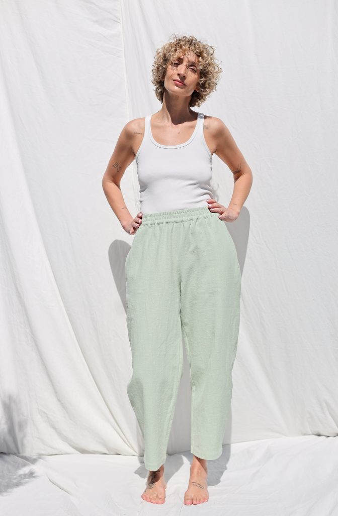 Mint Heavy Linen Balloon Trousers VIVIAN | Trousers | Sustainable clothing | OffOn clothing