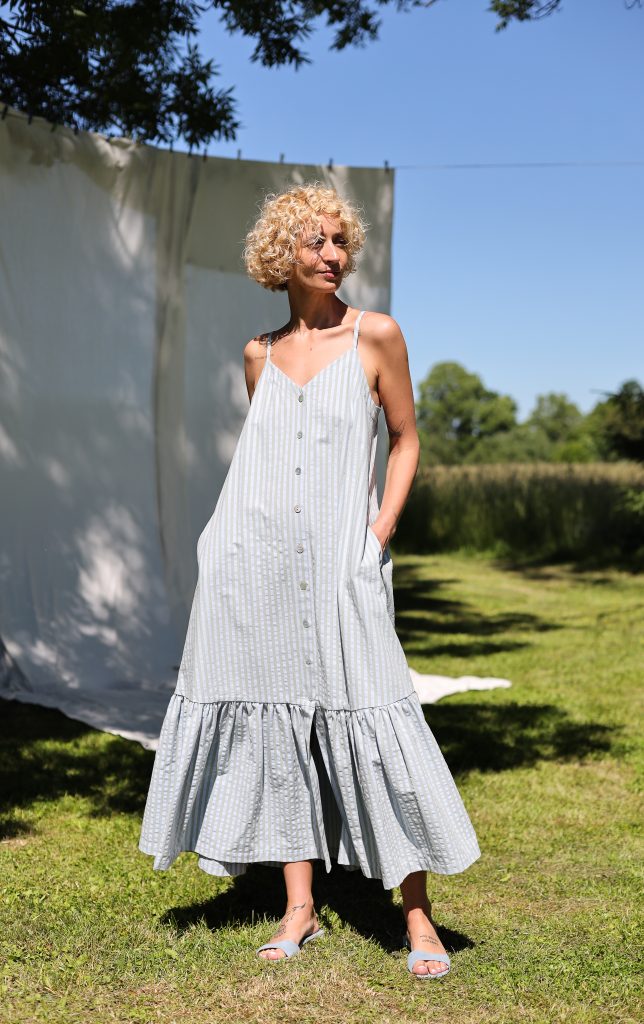 Sleeveless Seersucker Checks Maxi Dress with Ruffled Hem